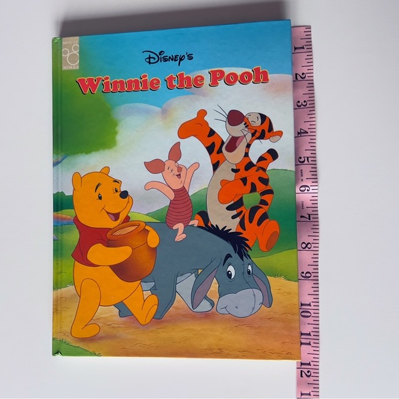 Disney's Winnie the Pooh Children's Book - Picture 9 of 9